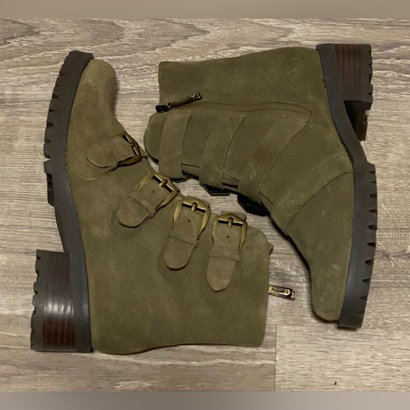 Blondo Leather Waterproof Moto Buckle Ankle Boots | Booties - Picture 4 of 9